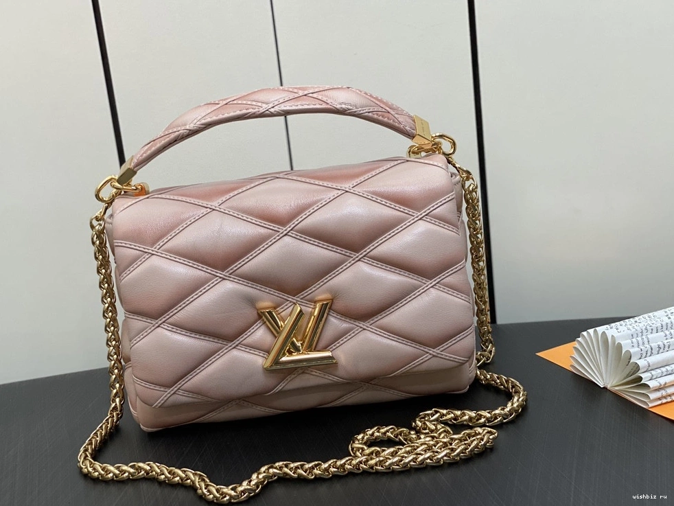 WIS GO-14 MM VUITTON LOUIS 1208